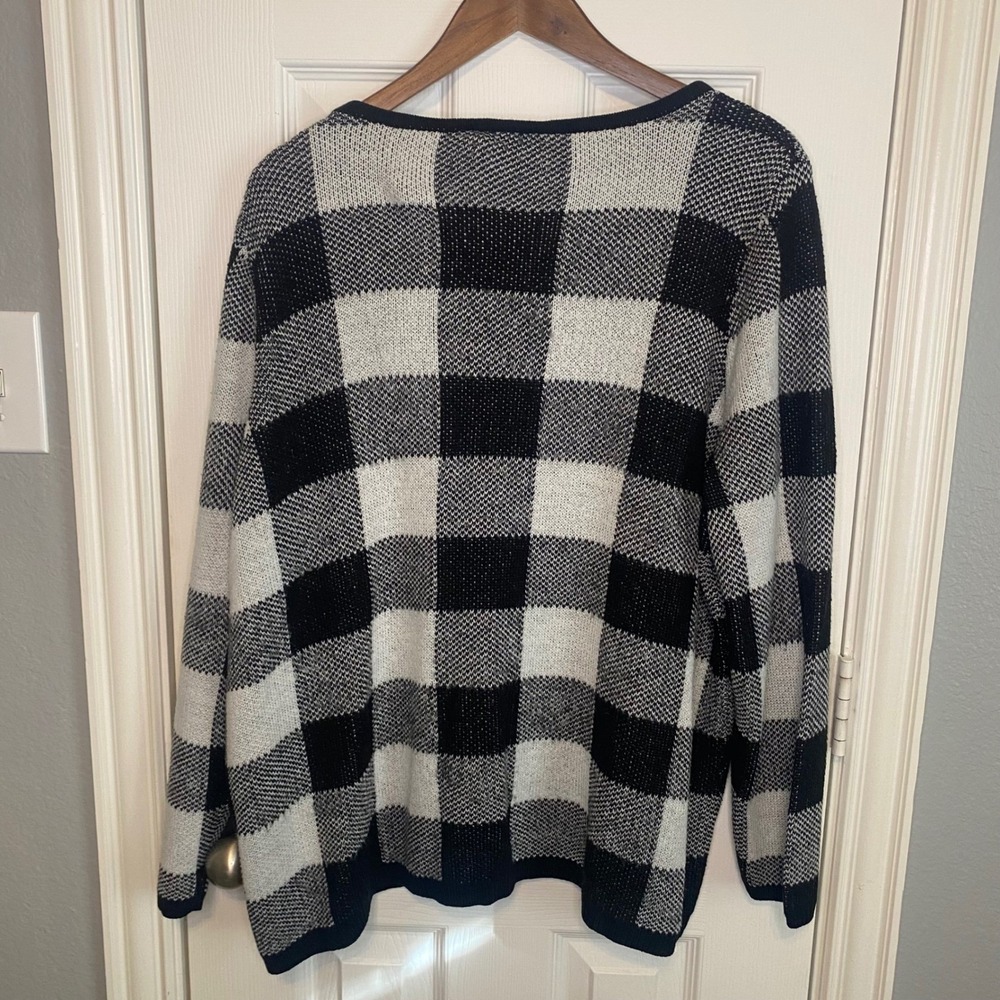 Lane Bryant Womens Sweater Plus Size 22 24 Black White Buffalo Check Long Sleeve - Picture 2 of 4